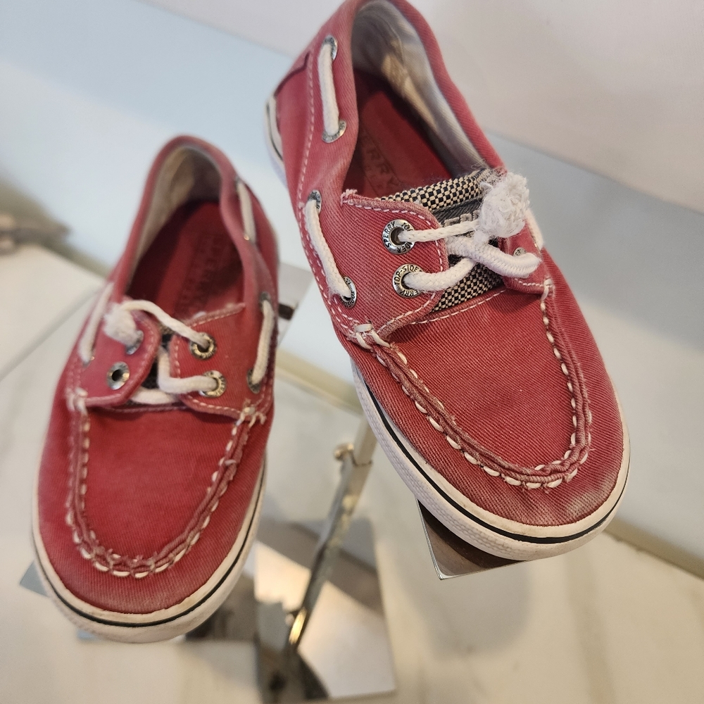 SPERRY TOP SIDER, boy's size 10m, super cut-red stretch (faux lace) boat shoes. - Picture 5 of 13